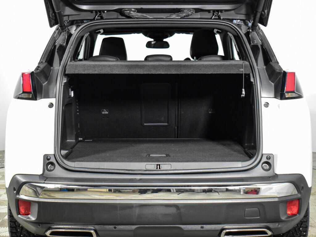 Б/У Пежо 3008 2018 года. Фото: #24