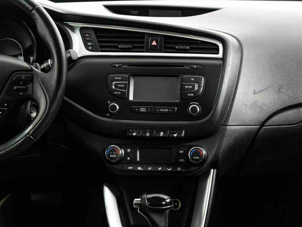 Б/У Киа Сид 2018 года. Фото: #13