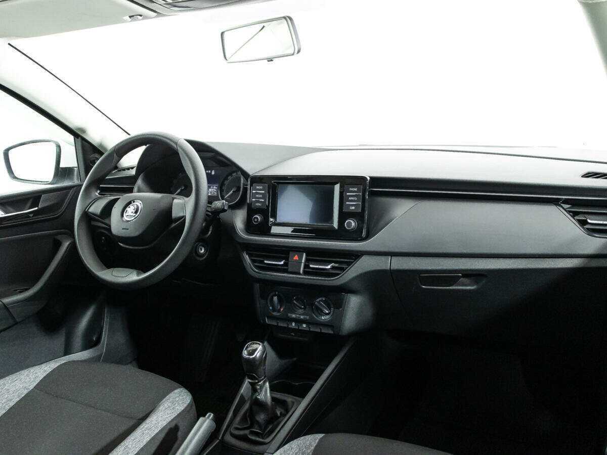 Б/У Шкода Рапид 2021 года. Фото: #8