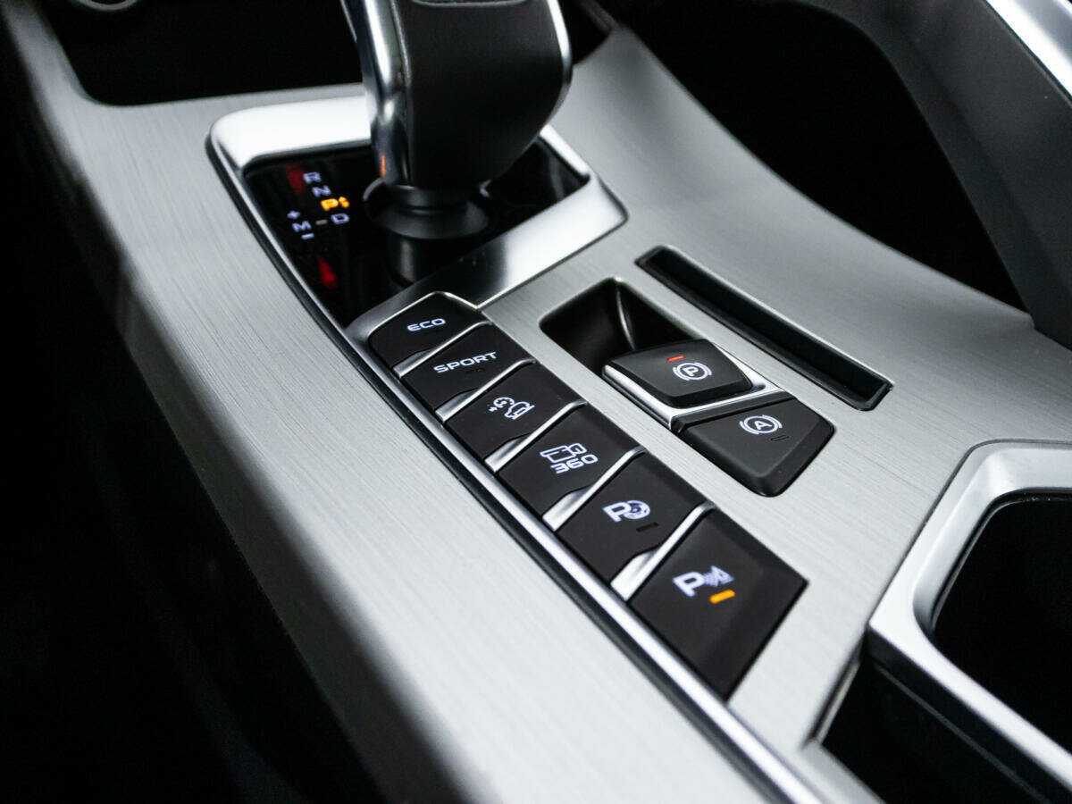 Б/У Джили Кулрэй 2022 года. Фото: #17