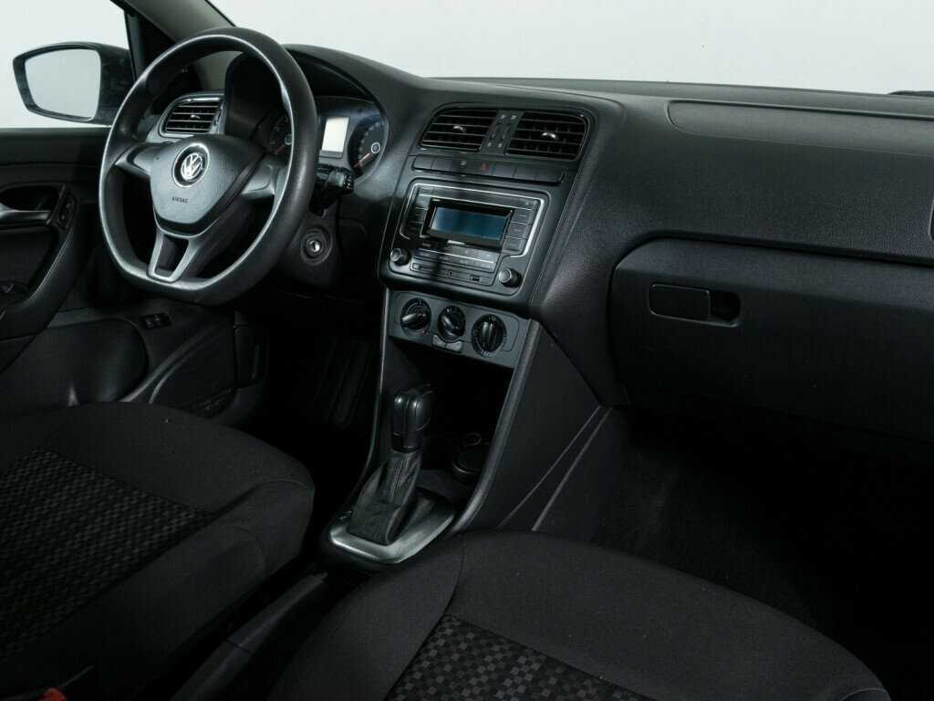 Б/У Фольксваген Поло 2019 года. Фото: #7