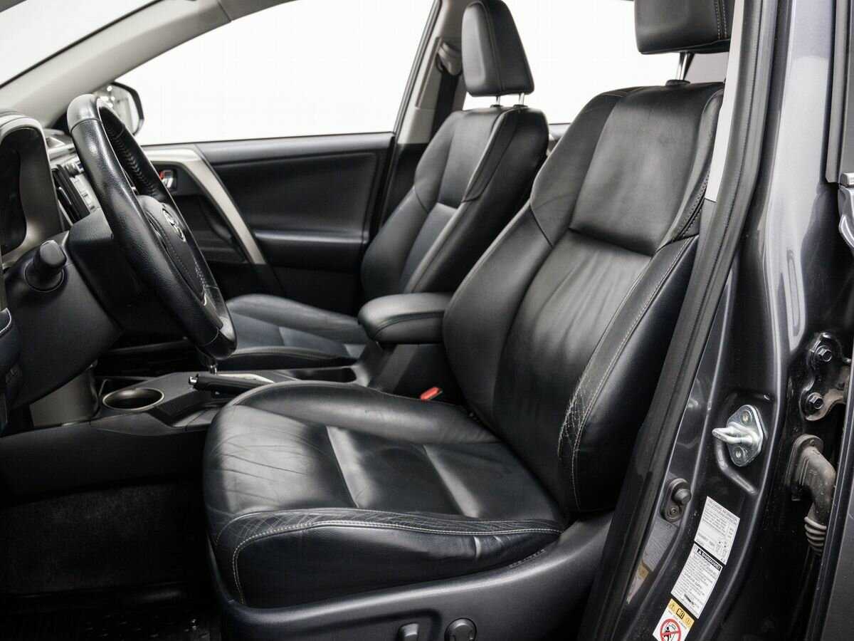 Б/У Тойота Рав4 2013 года. Фото: #13