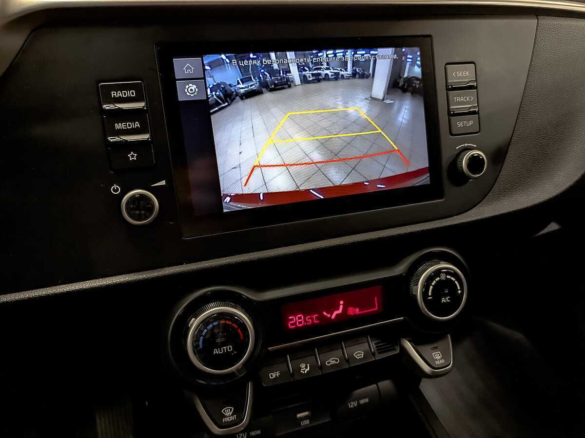 Б/У Киа Рио 2021 года. Фото: #23