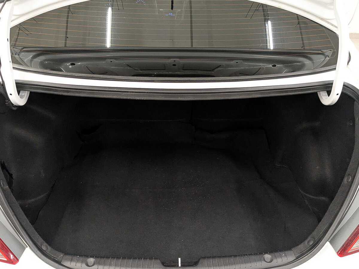 Б/У Хендай Солярис 2015 года. Фото: #9