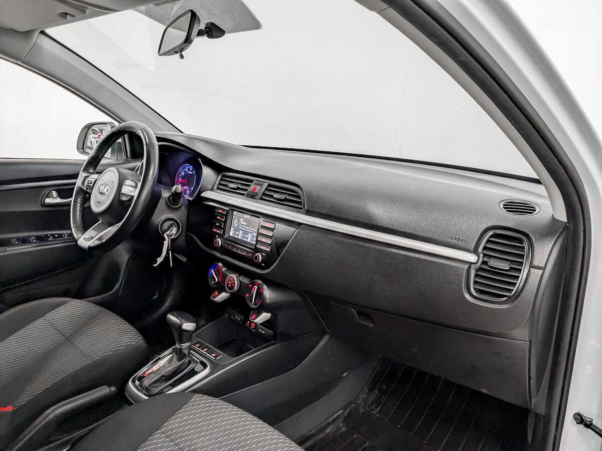 Б/У Киа Рио 2020 года. Фото: #10