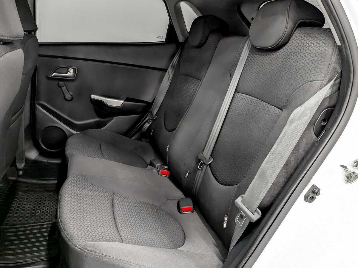 Б/У Киа Рио 2015 года. Фото: #11