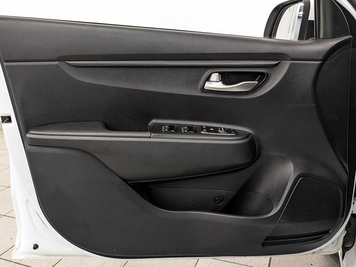 Б/У Киа Рио 2019 года. Фото: #17