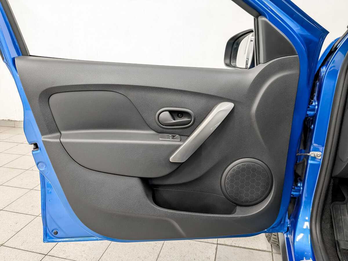 Б/У Рено Сандеро 2021 года. Фото: #16