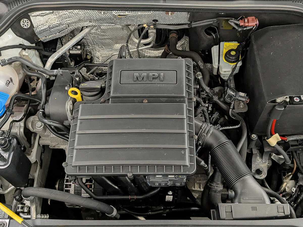 Б/У Фольксваген Джетта 2016 года. Фото: #8