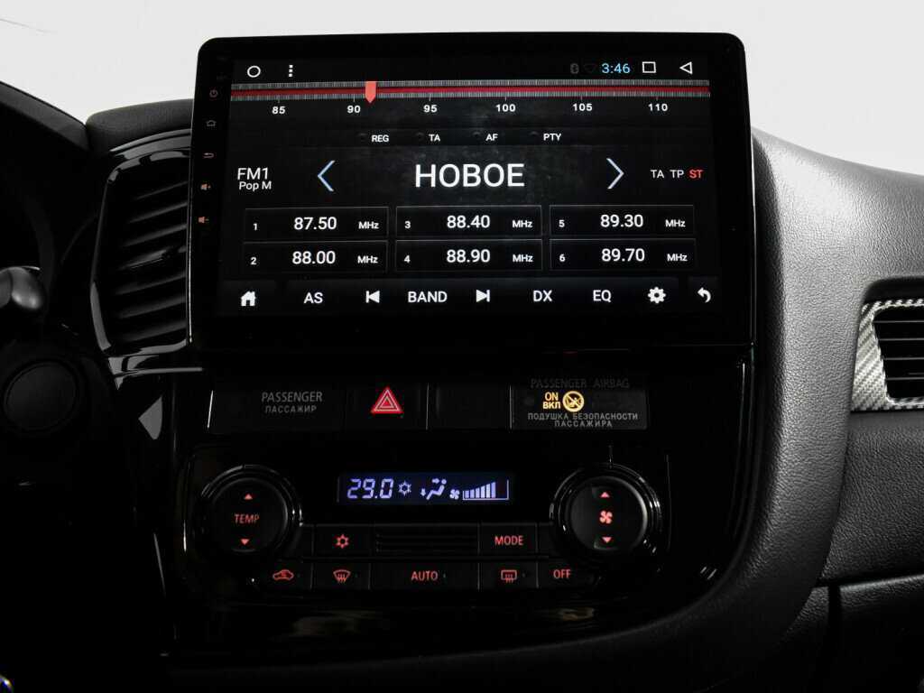 Б/У Митсубиши Оутлэндер 2017 года. Фото: #15