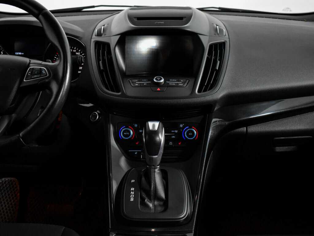 Б/У Форд Куга 2017 года. Фото: #14