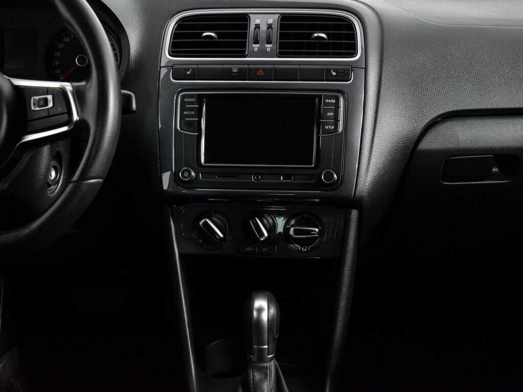 Б/У Фольксваген Поло 2019 года. Фото: #12