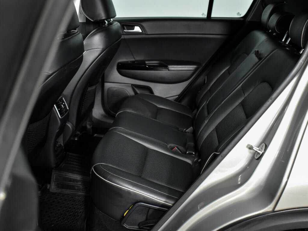 Б/У Киа Спортейдж 2016 года. Фото: #11