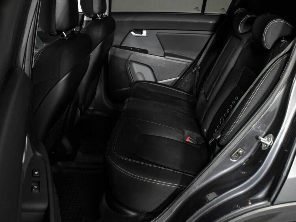 Б/У Киа Спортейдж 2015 года. Фото: #9