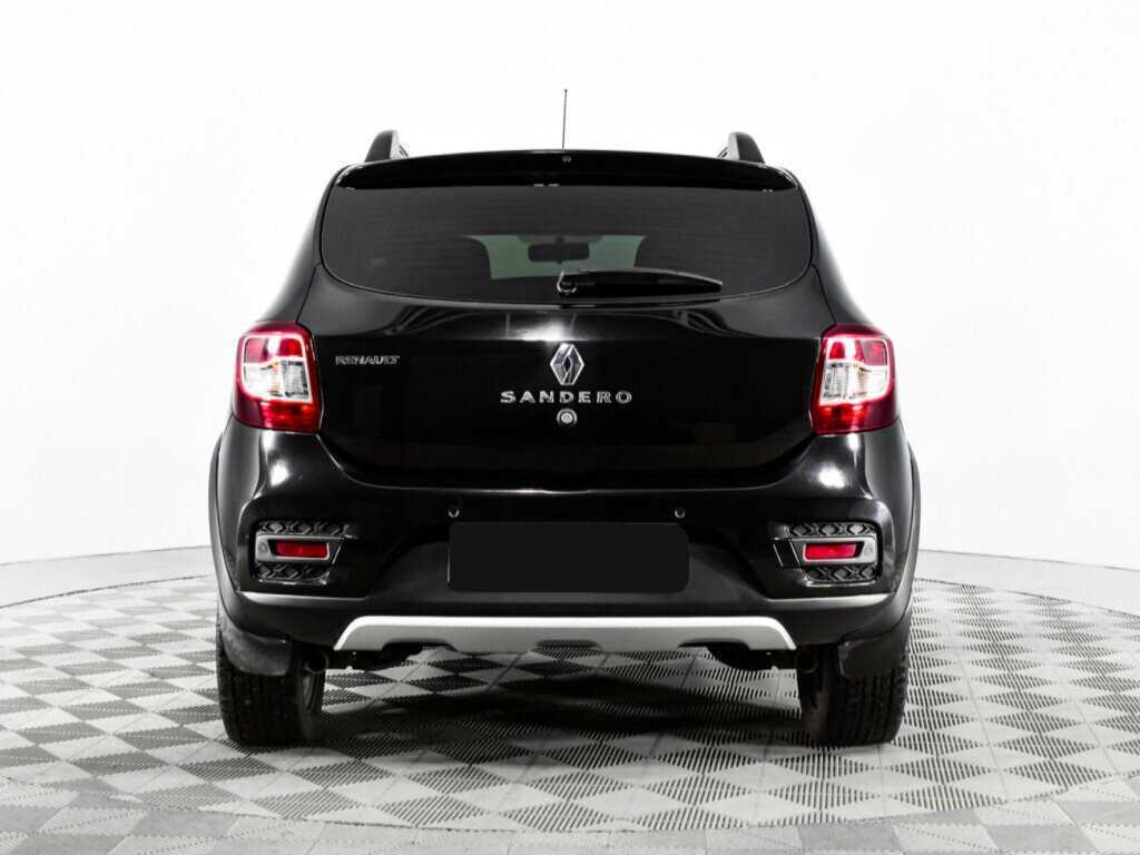 Б/У Рено Сандеро 2017 года. Фото: #5