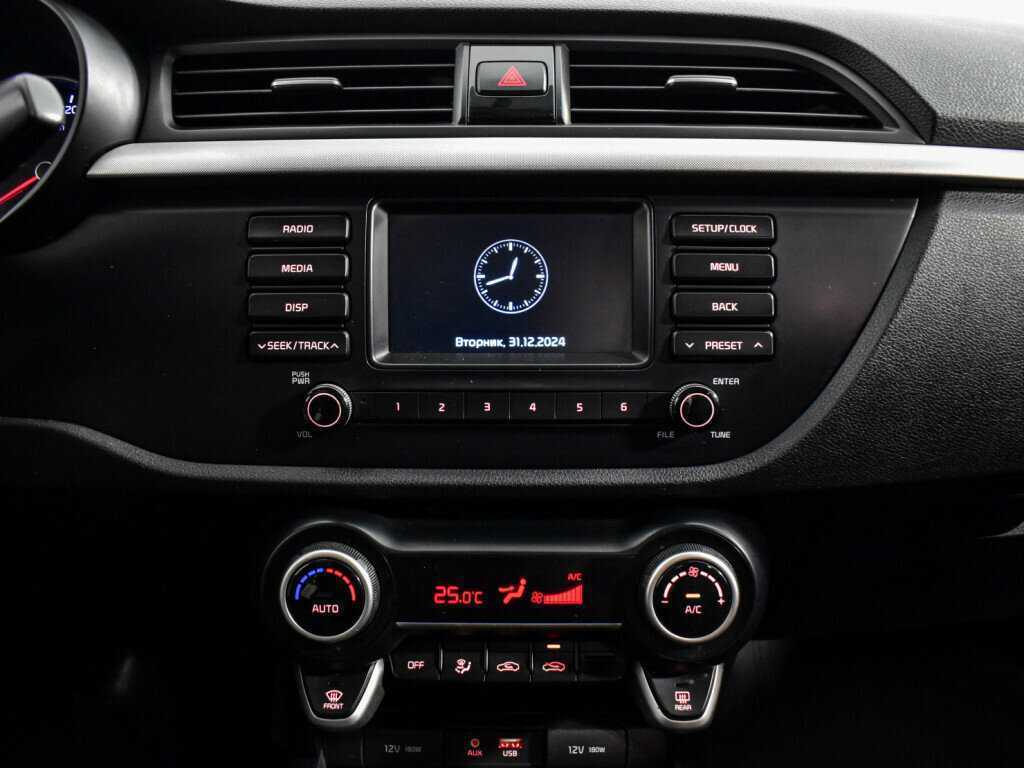 Б/У Киа Рио 2018 года. Фото: #12