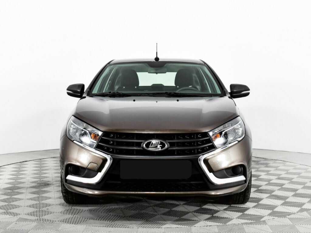 Б/У Лада (ВАЗ) Веста 2016 года. Фото: #1