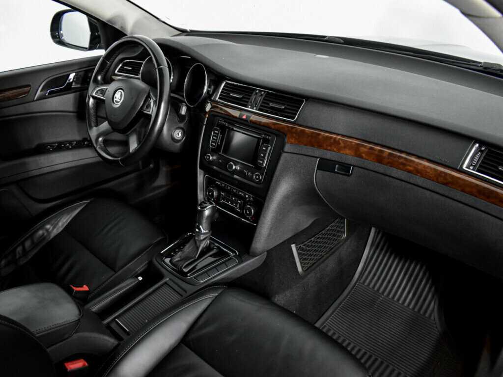 Б/У Шкода Суперб 2013 года. Фото: #9