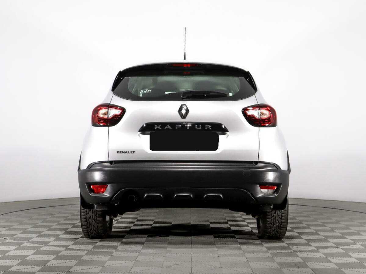 Б/У Рено Каптюр 2018 года. Фото: #4