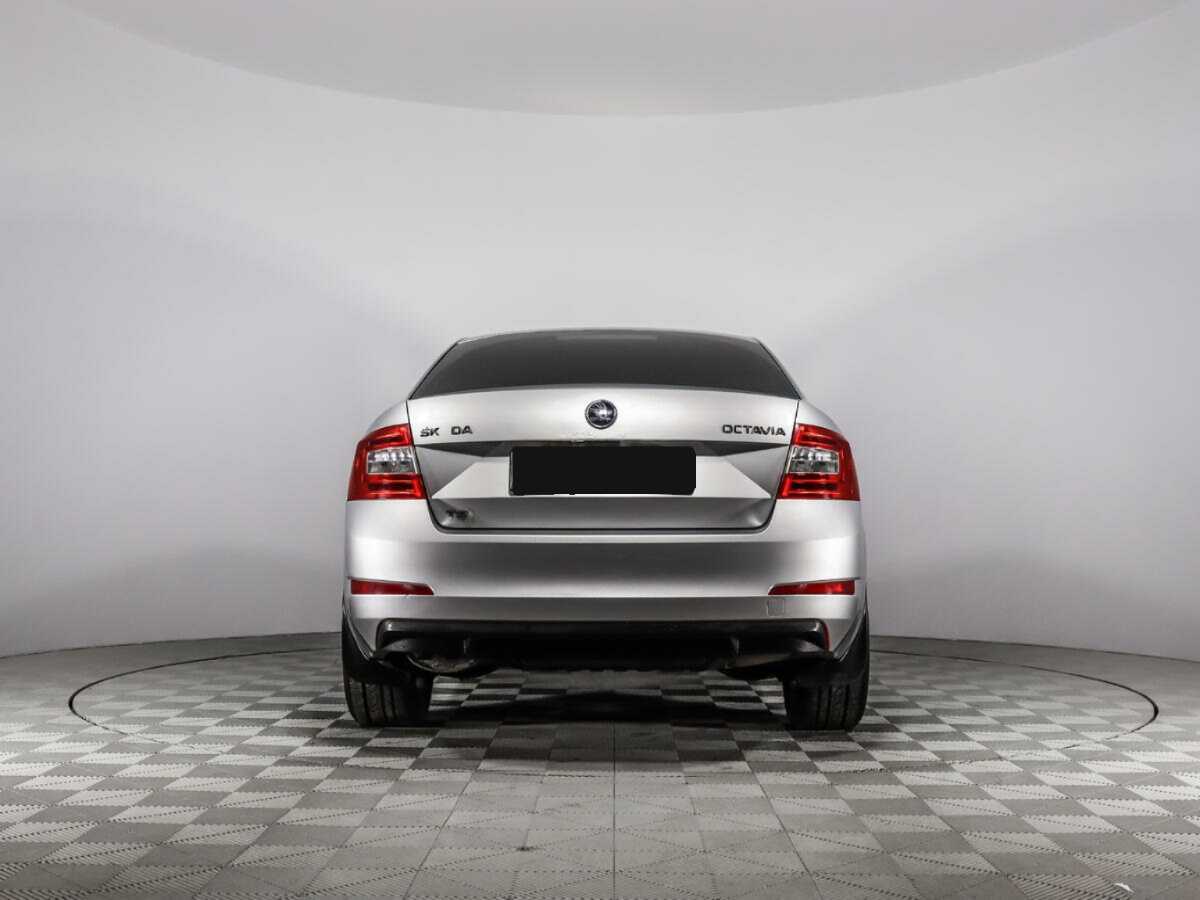 Б/У Шкода Октавия 2014 года. Фото: #5