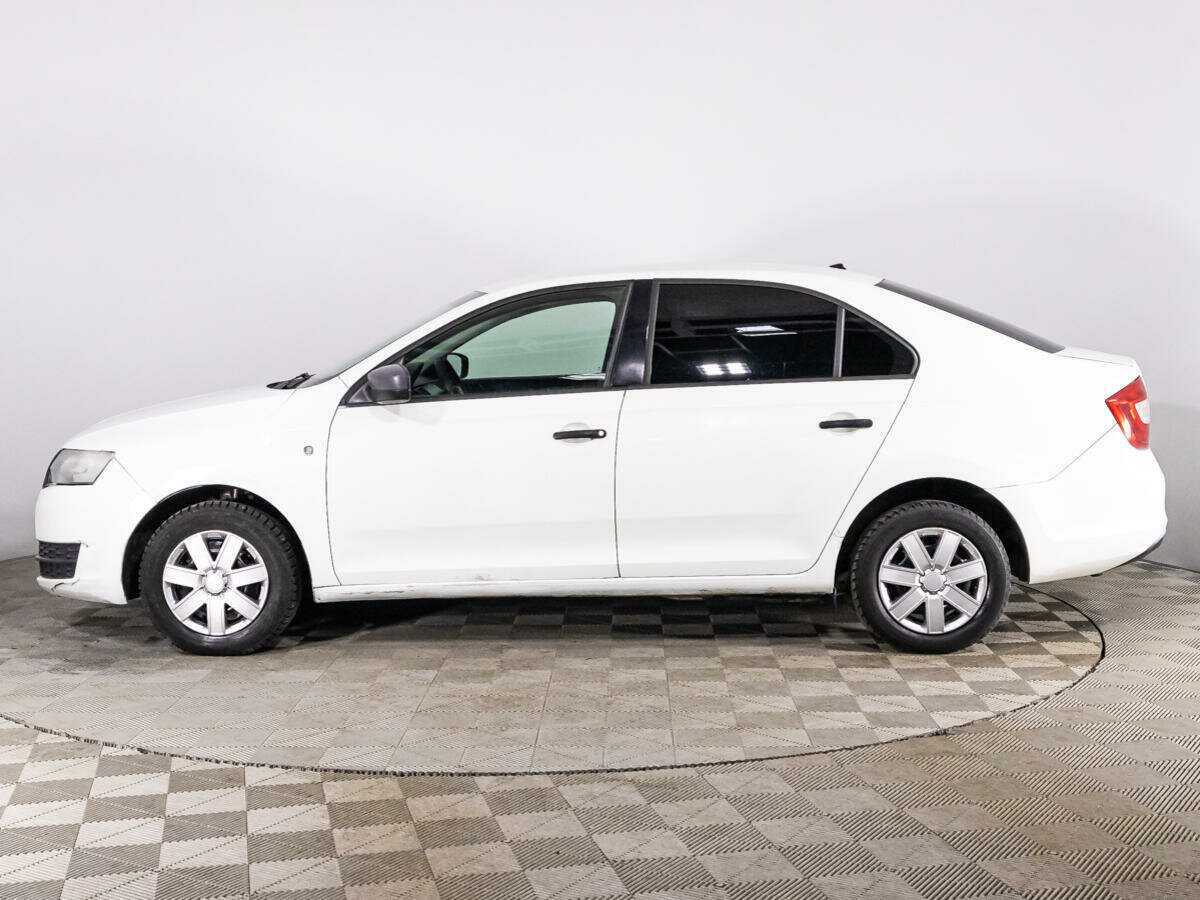 Б/У Шкода Рапид 2016 года. Фото: #3