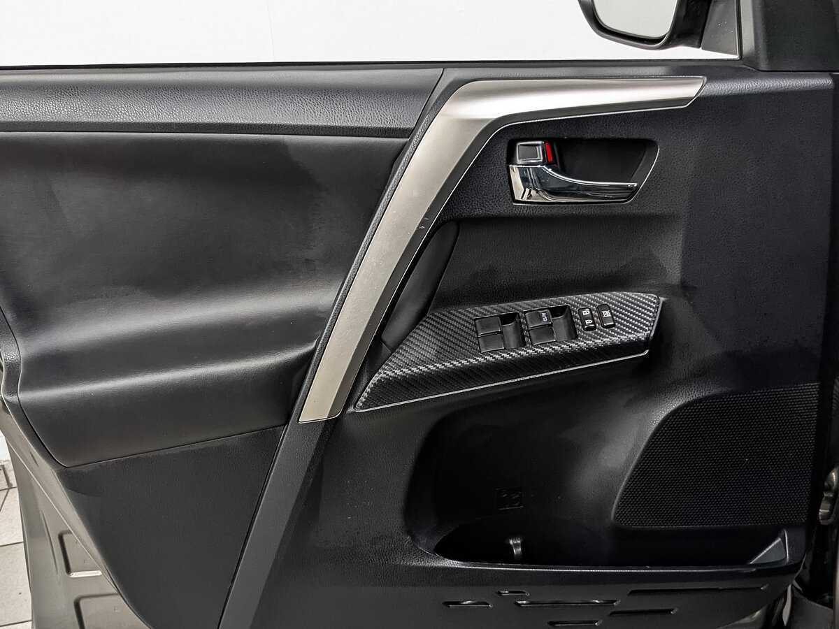 Б/У Тойота Рав4 2014 года. Фото: #18