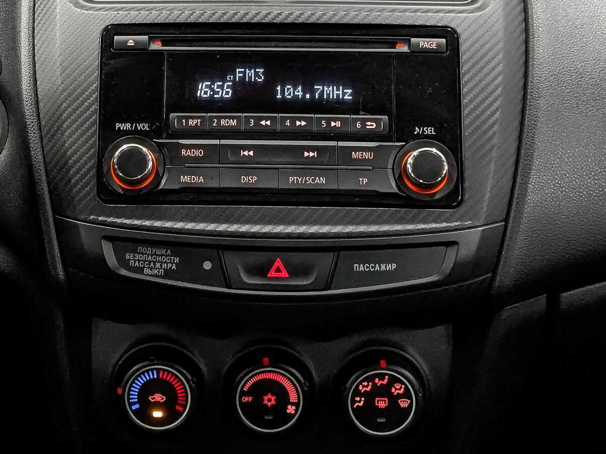 Б/У Митсубиши АС-Икс 2014 года. Фото: #16