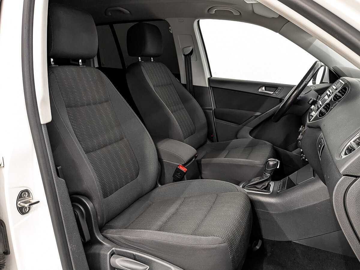 Б/У Фольксваген Тигуан 2013 года. Фото: #21