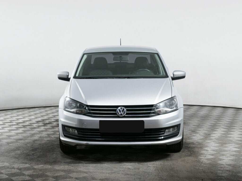 Б/У Фольксваген Поло 2016 года. Фото: #1