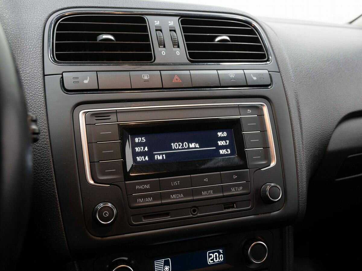 Б/У Фольксваген Поло 2016 года. Фото: #18