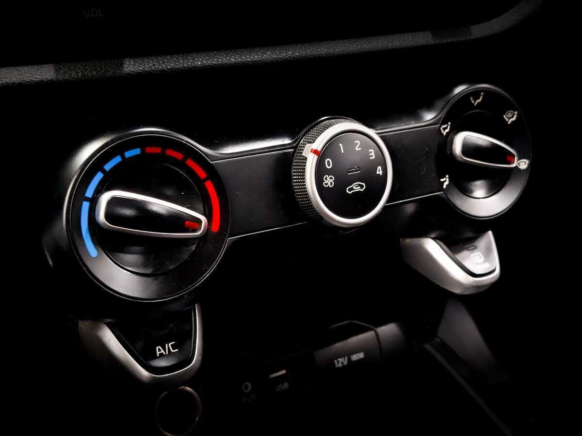 Б/У Киа Рио 2020 года. Фото: #24