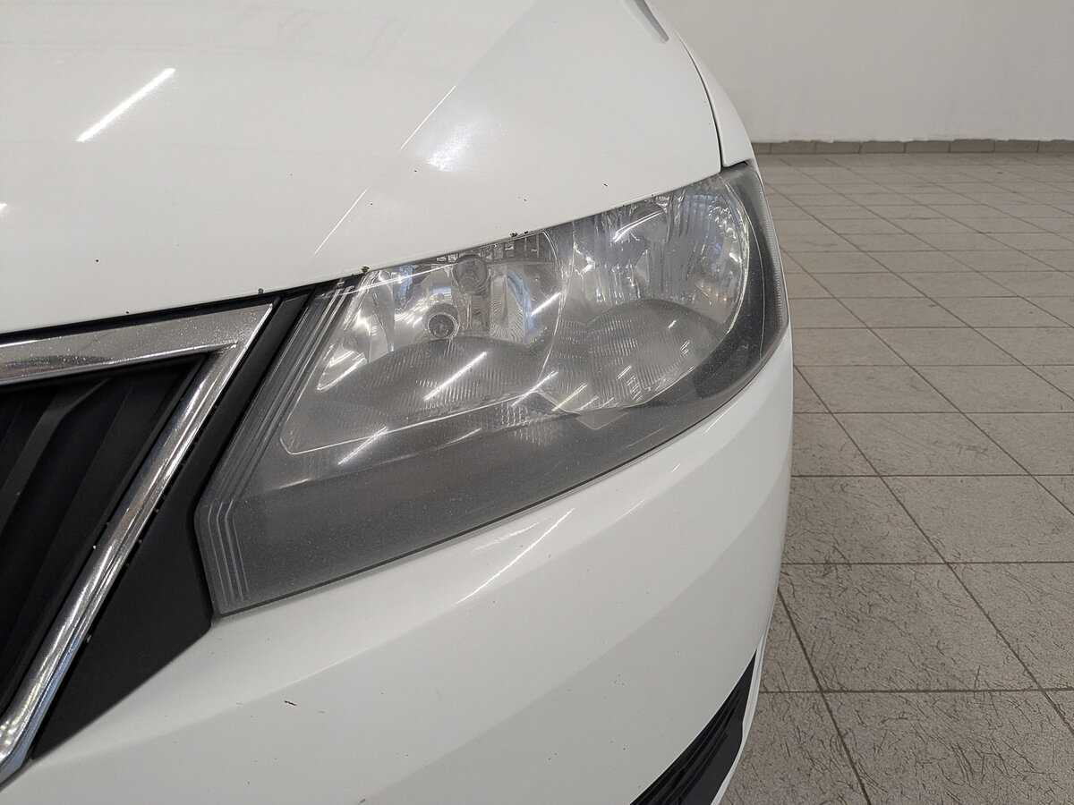 Б/У Шкода Рапид 2017 года. Фото: #10