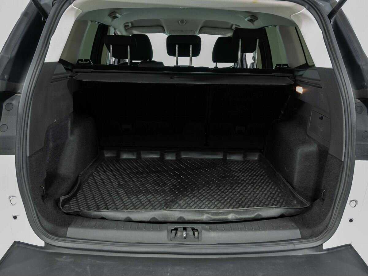 Б/У Форд Куга 2017 года. Фото: #23