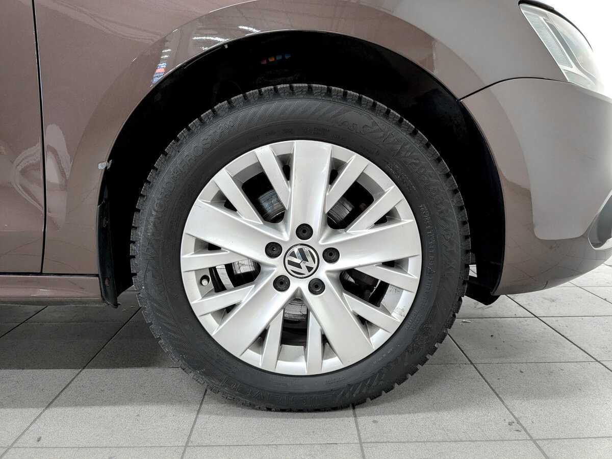 Б/У Фольксваген Джетта 2014 года. Фото: #17