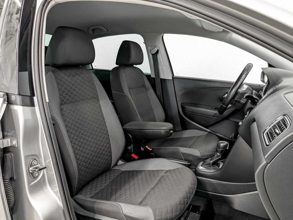 Б/У Фольксваген Поло 2018 года. Фото: #21