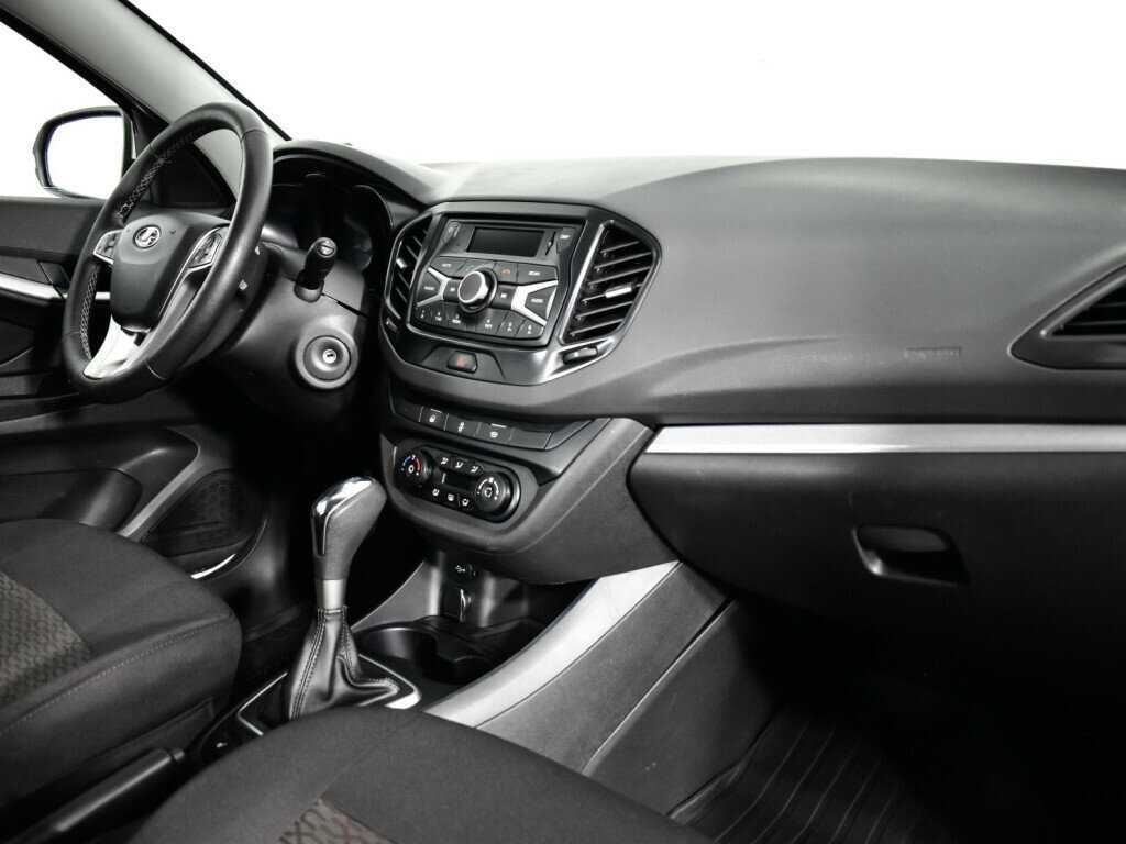 Б/У Лада (ВАЗ) Веста 2020 года. Фото: #8