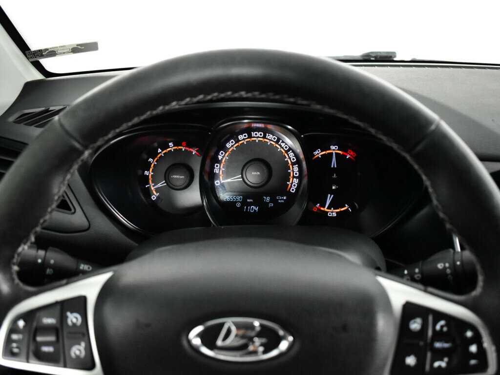 Б/У Лада (ВАЗ) Веста 2020 года. Фото: #10