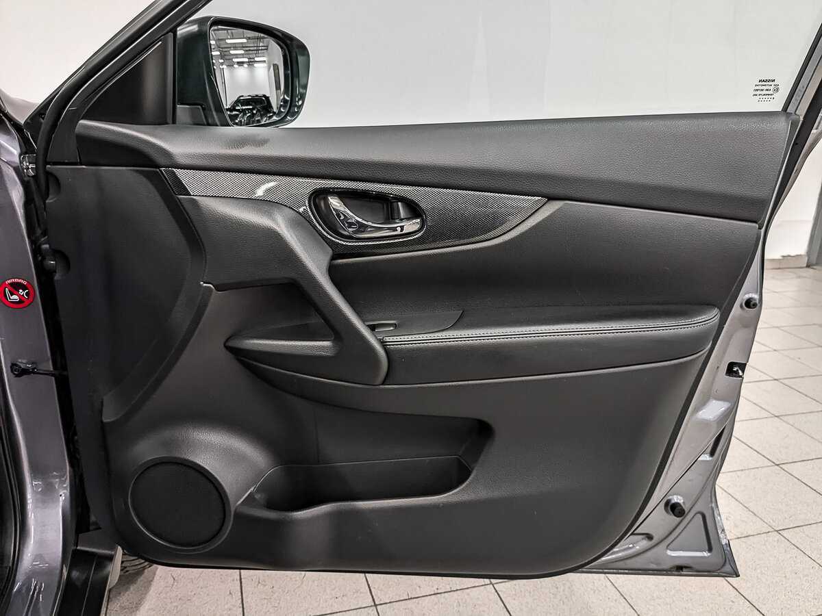 Б/У Ниссан Икс-Трейл 2016 года. Фото: #24