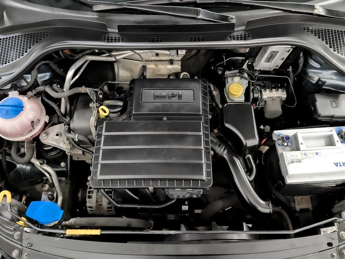 Б/У Шкода Рапид 2016 года. Фото: #8