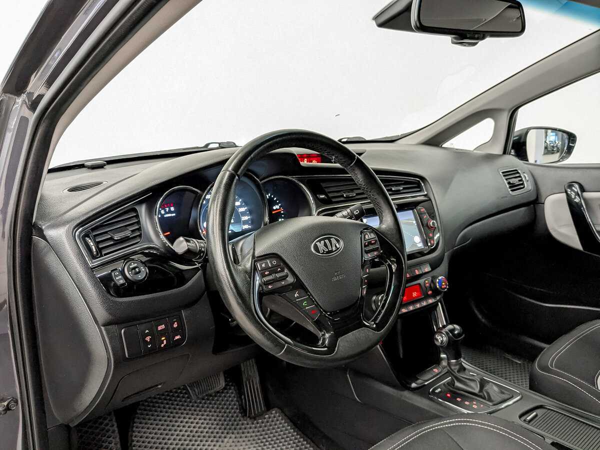 Б/У Киа Сид 2018 года. Фото: #15