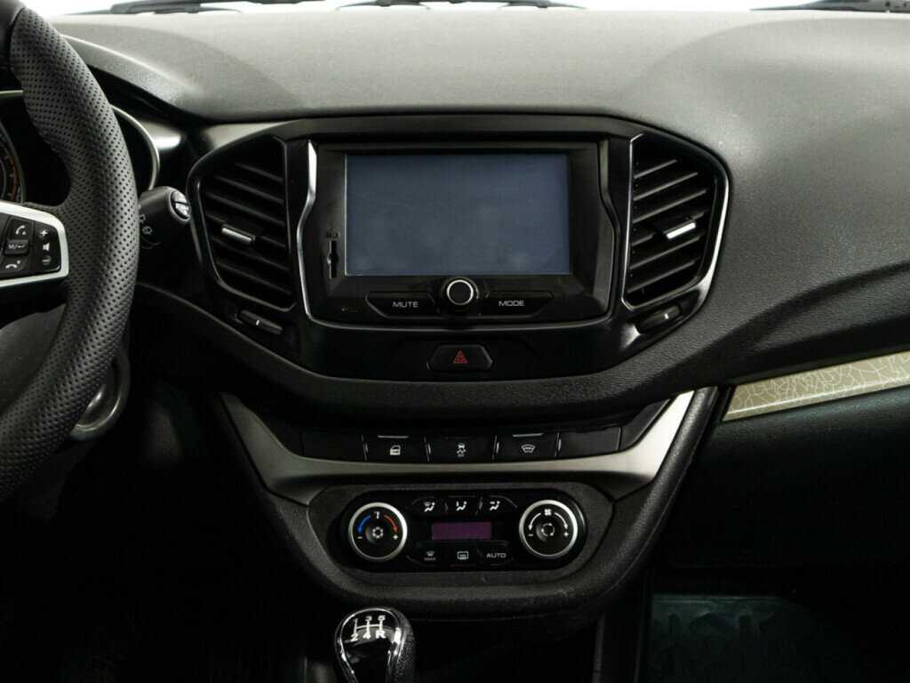 Б/У Лада (ВАЗ) Веста 2018 года. Фото: #13