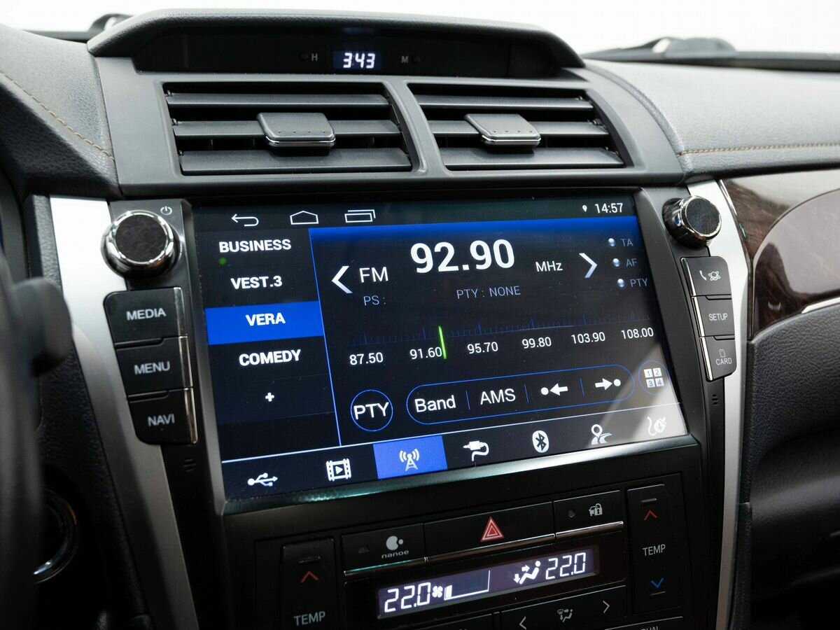 Б/У Тойота Камри 2017 года. Фото: #21