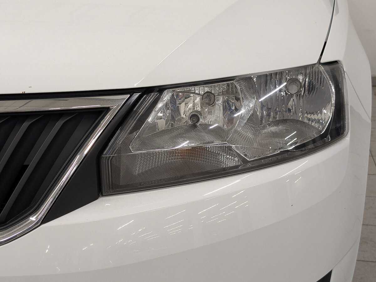 Б/У Шкода Рапид 2019 года. Фото: #10