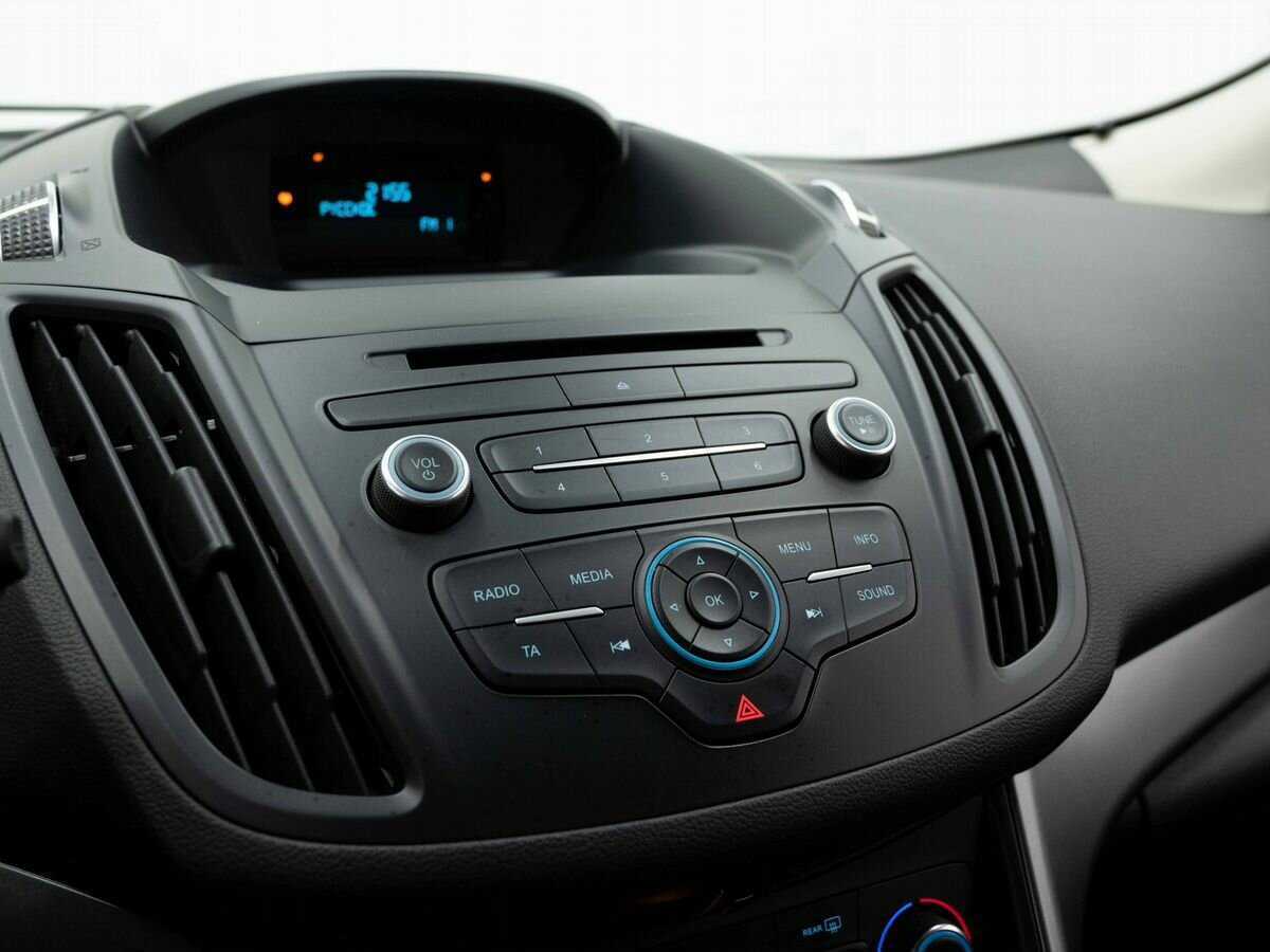 Б/У Форд Куга 2017 года. Фото: #22