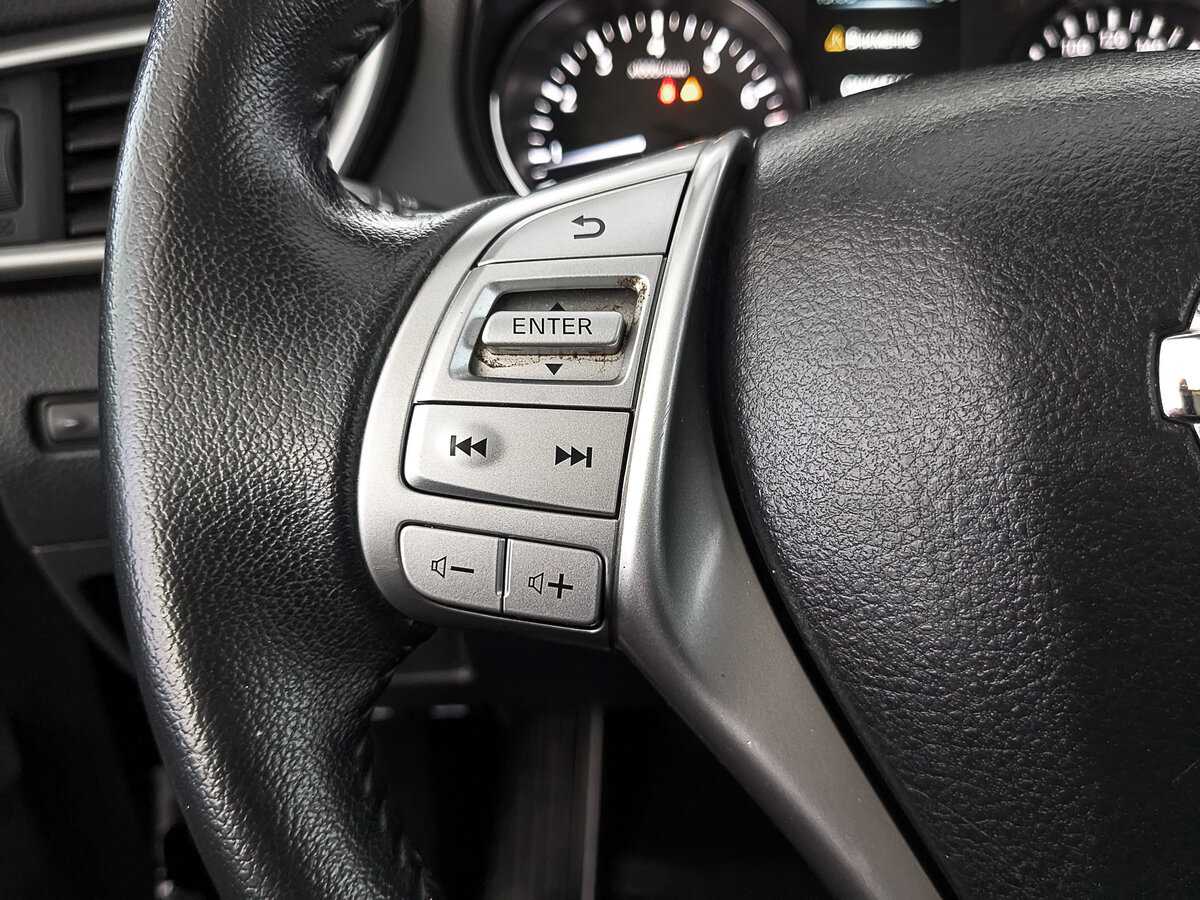 Б/У Ниссан Икс-Трейл 2017 года. Фото: #24