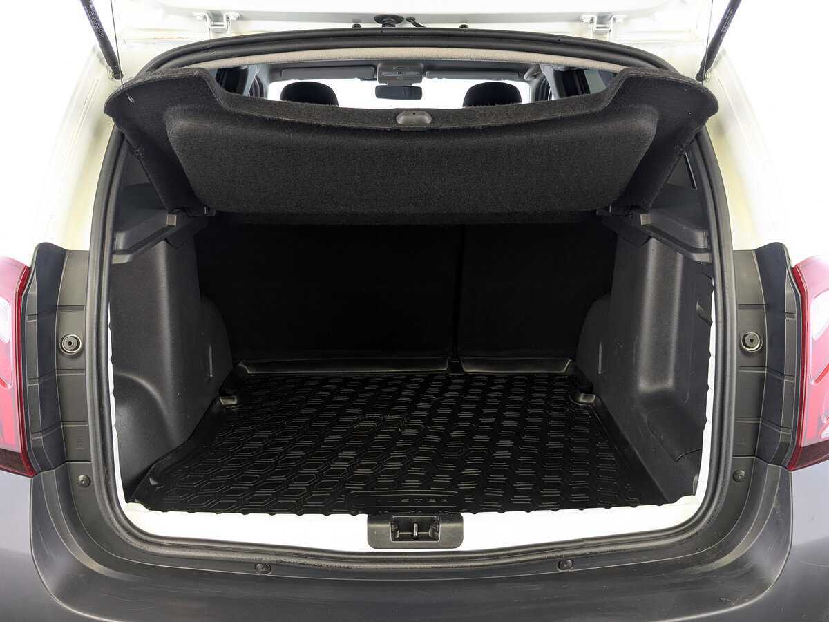 Б/У Рено Дастер 2021 года. Фото: #9