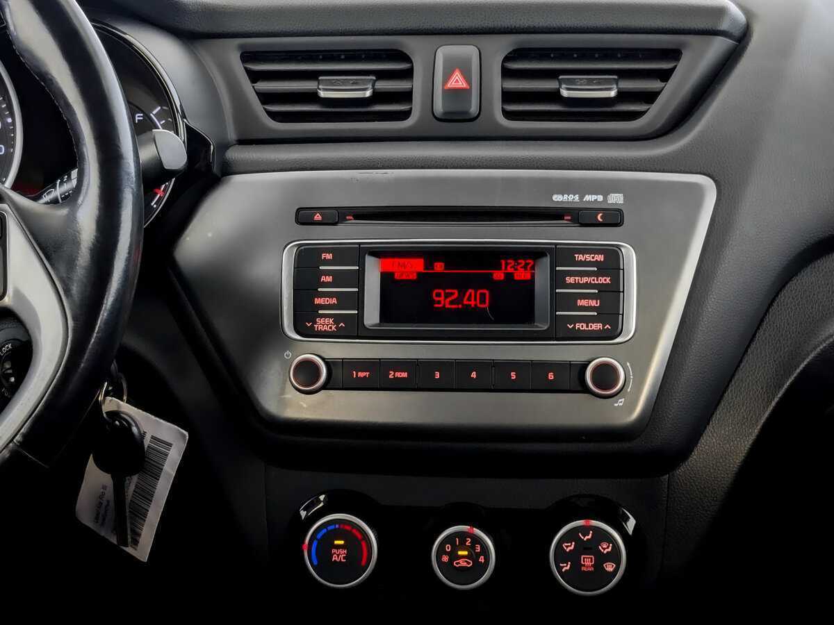 Б/У Киа Рио 2017 года. Фото: #14