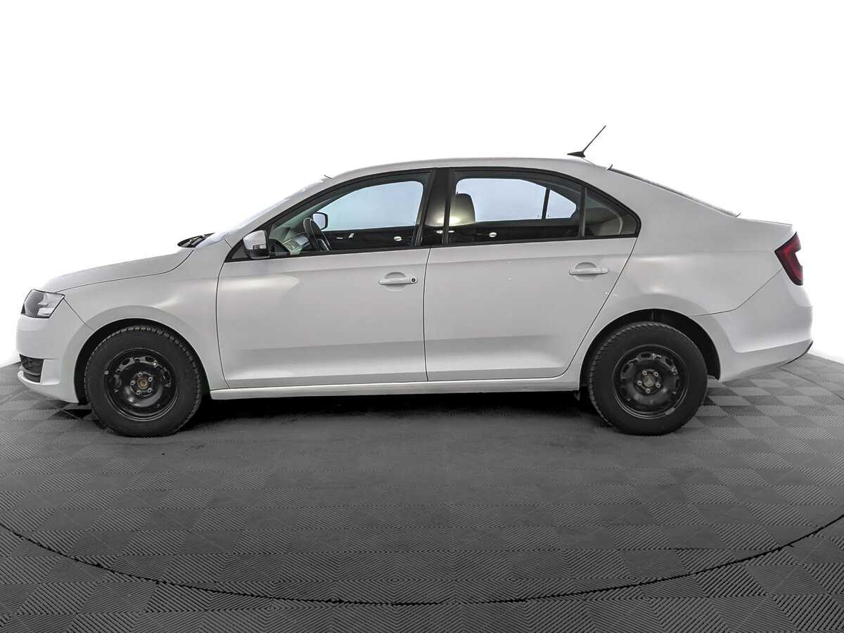 Б/У Шкода Рапид 2017 года. Фото: #7