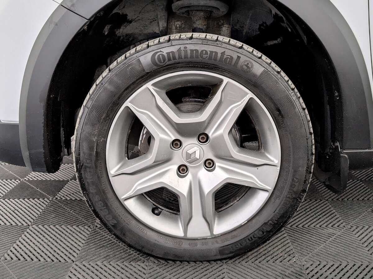 Б/У Рено Сандеро 2019 года. Фото: #17