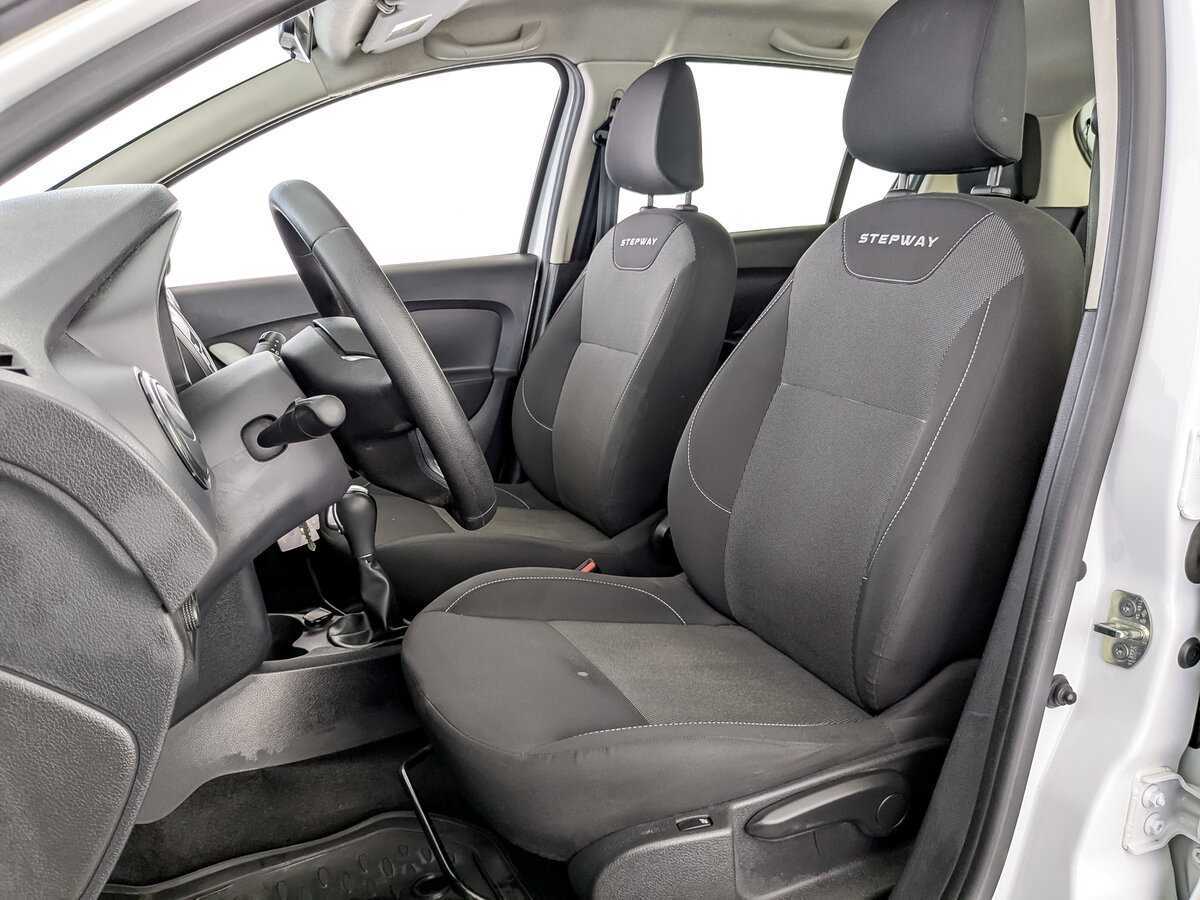 Б/У Рено Сандеро 2019 года. Фото: #19